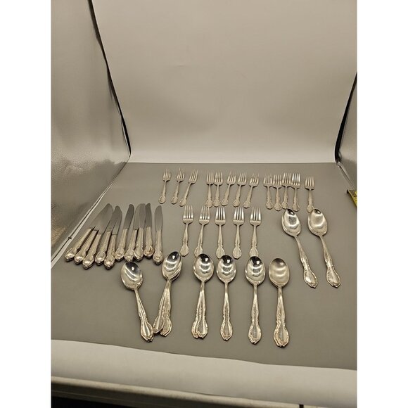 Rogers Stainless Flatware 42 Mixed Pieces Knives Forks Spoons Floral Pattern - Picture 1 of 13